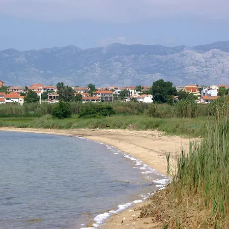 Διαμέρισμα With Parking Space Povljana, Pag - 24101